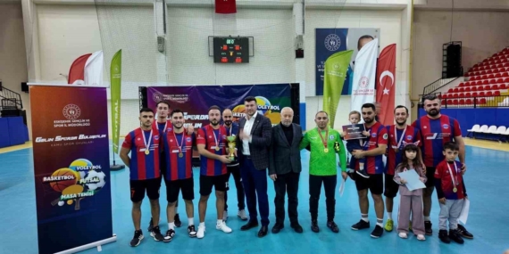Eskişehir’de Kamu Spor Oyunları Futsal Turnuvası Sona Erdi