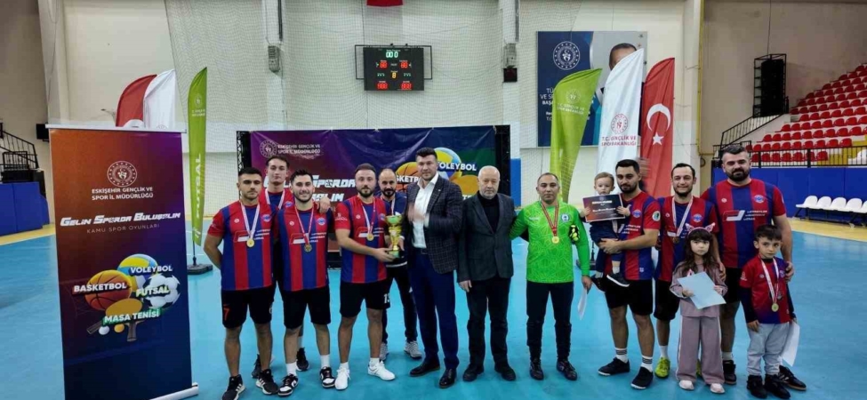 Eskişehir’de Kamu Spor Oyunları Futsal Müsabakaları tamamlandı