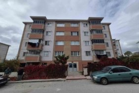 Eskişehir’de 2 yaşındaki çocuk 4 katlı binadan düştü