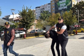 Eskişehir’de öğrenciye zorla tespih satan şüpheliye ev hapsi