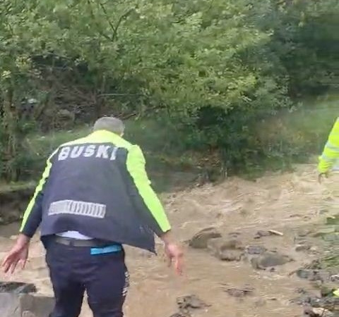 Mudanya’da taşkın riskine karşı Karanlık Dere’de çalışma