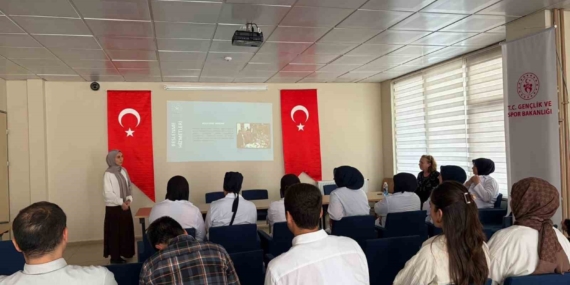 Öğrenci yurdundaki personele ’Beslenme Hizmetleri Uygulama Eğitimi’ verildi