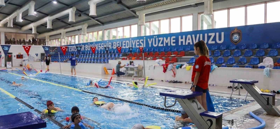 Büyükşehirden yüzme öğrenmek isteyenlere fırsat