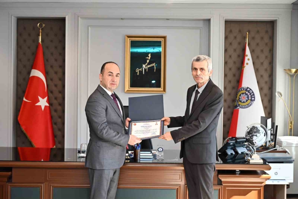 Emniyetin emektarlarıyla vefa ve teşekkür buluşması