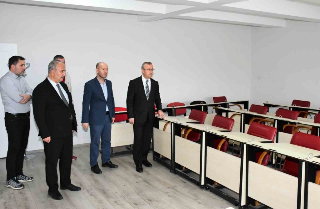 Eskişehir’de 2026-2027 eğitim-öğretim yılına ilişkin planlama ve hedefler değerlendirildi