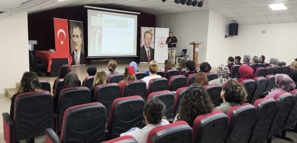Eskişehir polisinden 565 kişiye uyuşturucuyla mücadele eğitimi