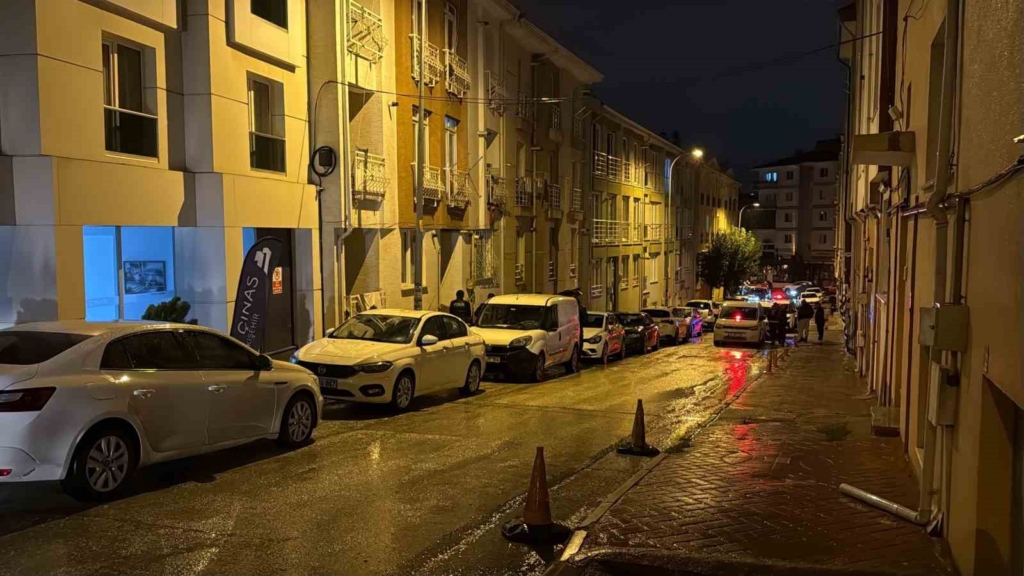 Eskişehir’de evde bıçaklanan kişi hayatını kaybetti